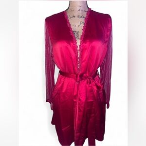 NWT! Flora Nikrooz Red Satin Mesh Robe Medium